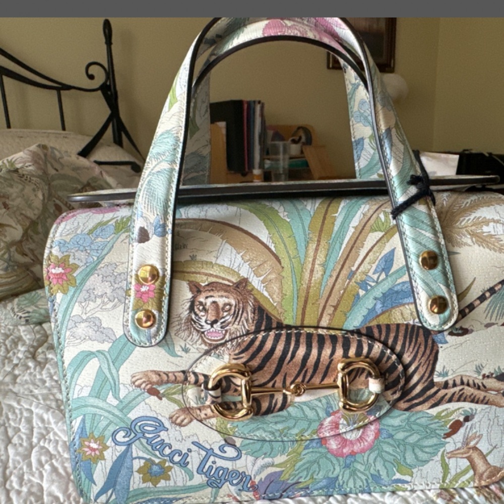 Authentic Pre-loved  Gucci Bag (Like New)